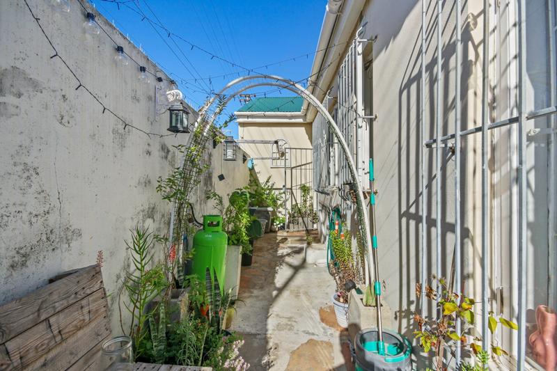 To Let 1 Bedroom Property for Rent in Observatory Western Cape